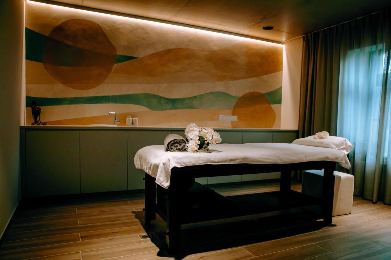 Ayuryoga Wellnesshotel Petegem Eksteriør bilde